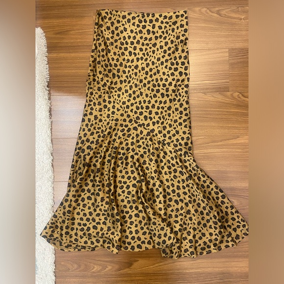 Never Fully Dressed Leopard skirt - Picture 7 of 9